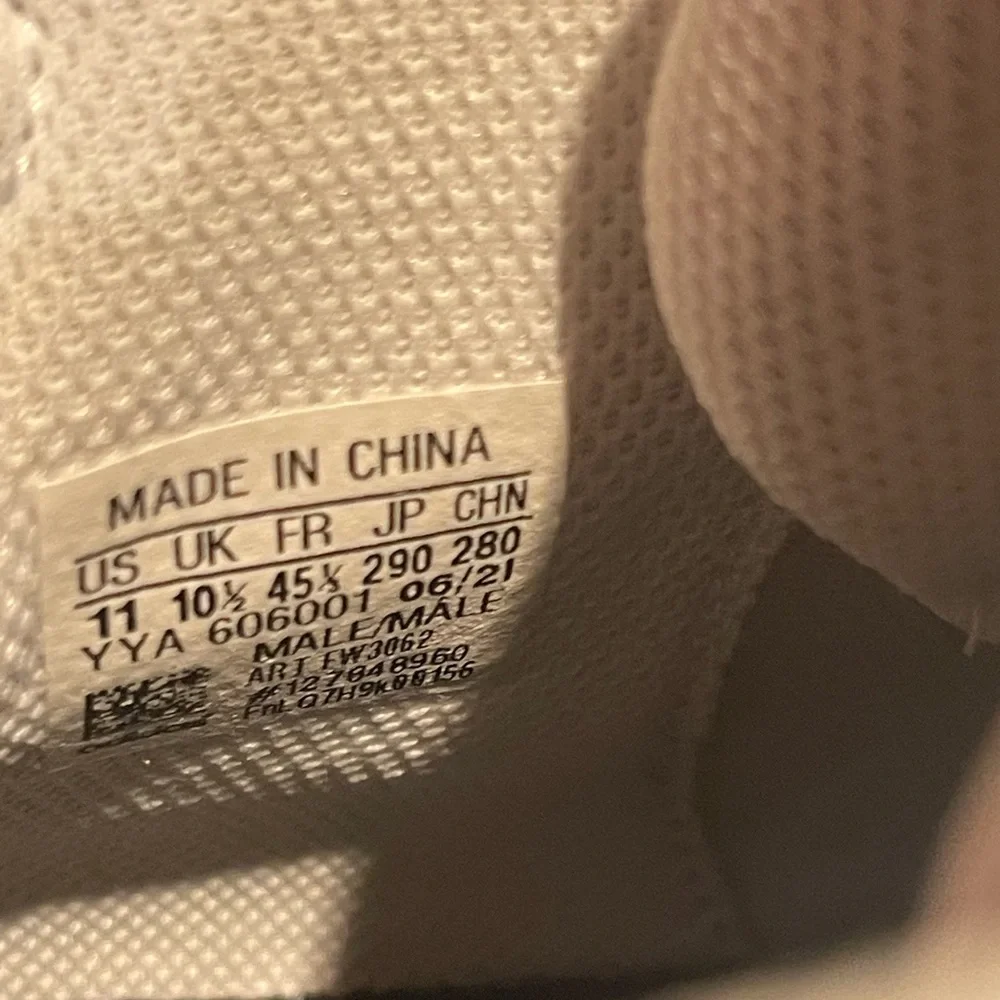 Adidas Cleat New w/ Tags FW 3062 - Picture 4 of 8
